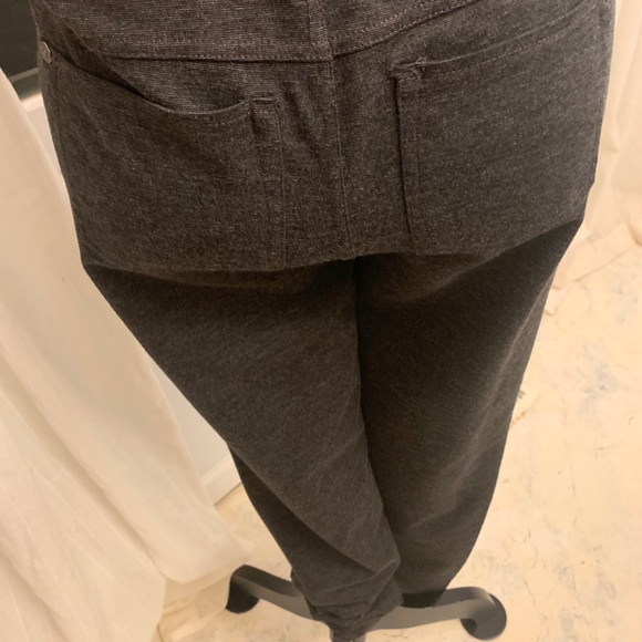Simply Vera Wang stretch leggings with zipper - Picture 9 of 12